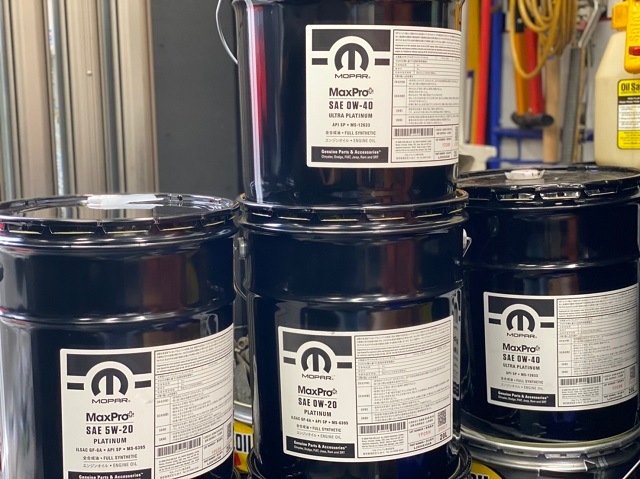 15y－ ジープ レネゲード 純正エンジンオイル 2.4L用 20Lペール缶