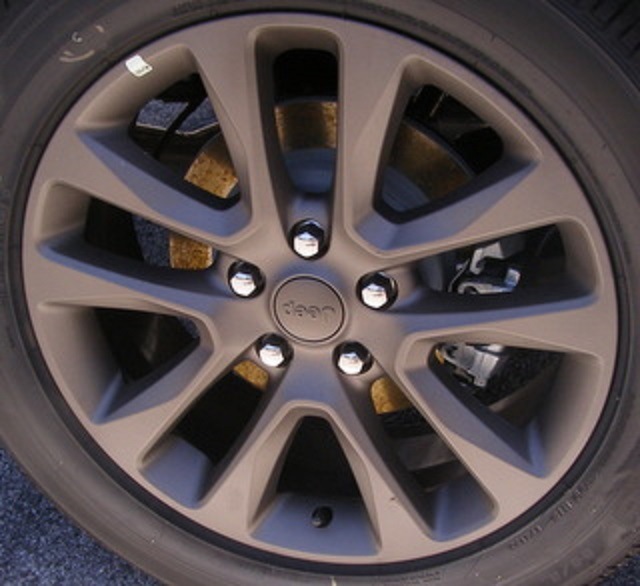 11y－ ジープ グランドチェロキー 75周年モデル 純正 20インチホイール