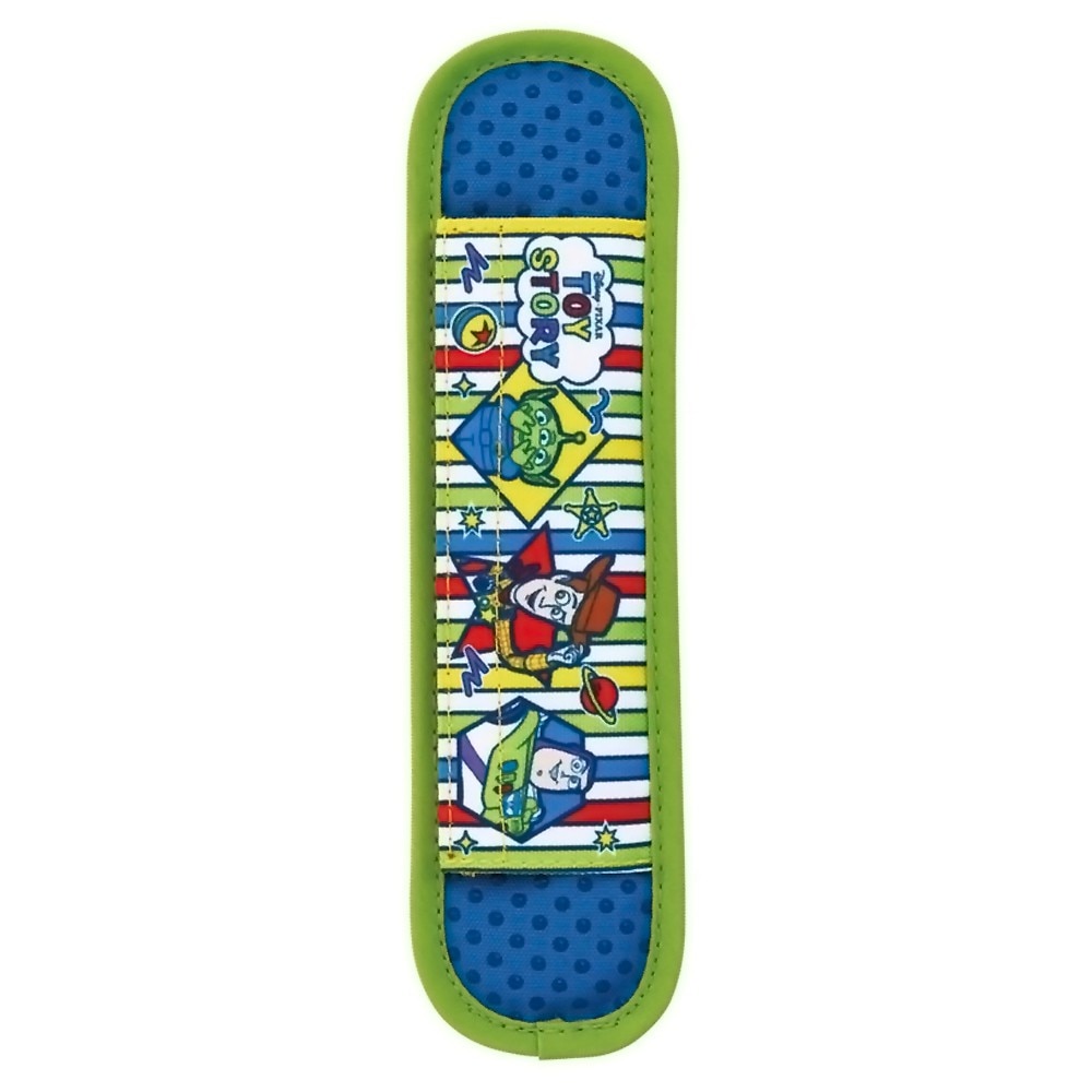 水筒ショルダーベルトカバー トイストーリー 25 SKATER スケーター 子供 肩紐 肩かけ 両面すべり止め加工 クッション素材 名前スペース付 689833-LSVC1 ◆メ