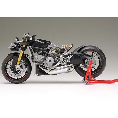 プラモデル　タミヤ 1/12 ドゥカティ 1199 パニガーレS 完成品 Amazon | タミヤ 1/12 オートバイシリーズ No.129 ドゥカティ