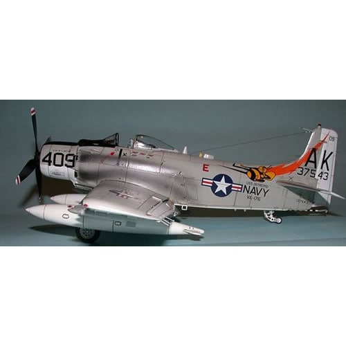 タミヤ【プラモデル】1／48 傑作機シリーズ No.58 ダグラス A-1H