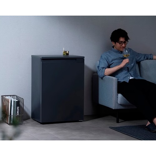 アイリスオーヤマ 冷蔵庫（ブラック）66L 奥行スリム IRSN-7A-B 冷蔵庫 66L 奥行スリム 1ドア 幅55.2cm IRSN-7A-B ブラック+床