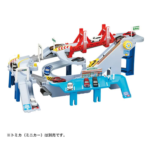 タカラトミー【単2形アルカリ乾電池2本使用（別売）】トミカワールド