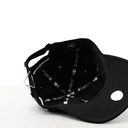 White Mountaineering(�ۥ磻�ȥޥ���ƥ˥���󥰡�WM��NEW ERA 9THIRTY  PACKABLE DETROIT TIGERS �ۥ磻�ȥޥ���ƥ˥���󥰡ߥ˥塼���� 9THIRTY