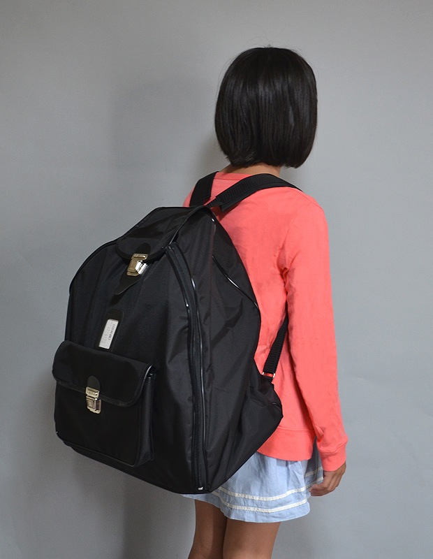 �ɶ��ޡ���ǯ�ѡ��ܥ��ȥ󡡥��å������ե��å����ʥ����󥫥顼