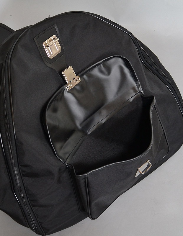 �ɶ��ޡ���ǯ�ѡ��ܥ��ȥ󡡥��å������ե��å����ʥ����󥫥顼