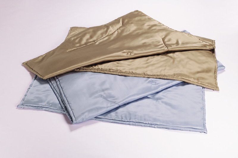 【受注生産】 西川 プレミアム 真綿掛けふとん 真綿掛け布団 真綿布団 真綿ふとん シルク 絹布団 シングルロング 150×210cm NP9650