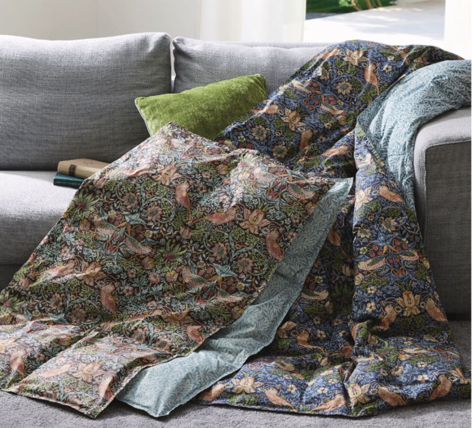 西川 モリスギャラリー 羽毛掛けふとん 肌掛け布団 シングルロング 150×210cm 0.25kg KE08105011