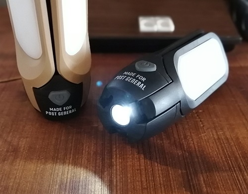 POST GENERAL �ݥ��ȥ����ͥ��  �ȥ�-�ѥͥ� �����顼���㡼���� LED�饤�� ����ɥ١����� TRI-PANEL SOLAR CHARGED LED LIGHT