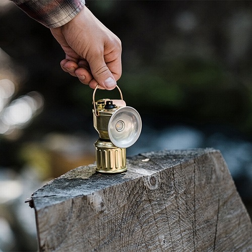 �٥��ܡ��� Barebones �ޥ��ʡ���󥿥�LED