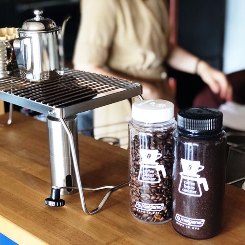 �ʥ륲�� NALGENE �����ҡ��ӡ��󥺥���˥����� 150g��0.5L�˥��ꥢ�֥�å��ʥۥ磻�ȥץ��ȡ�