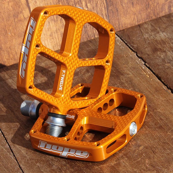 DOD FX87 エフェクトペダル DOD FX87 エフェクトペダル sddefault.jpg