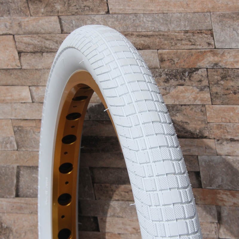 KENDA | KRANIUM - SKINWALL 24*2.1タイヤ新品2本 KENDA | KRANIUM - SKINWALL 24*2.1タイヤ新品2本 24