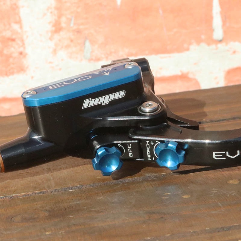 HOPE - EVO x GR4 [�֥�å�]