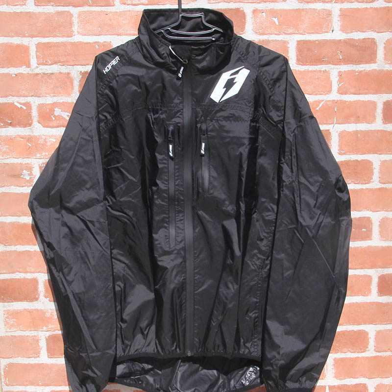 JITSIE - �쥤�󥸥㥱�å� Hopper