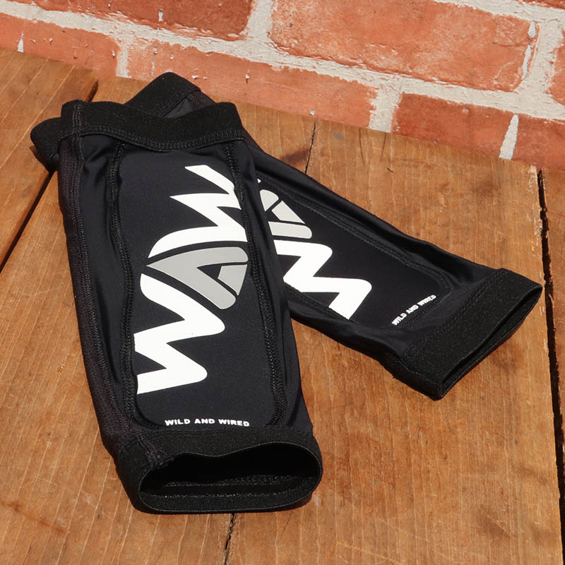 CREWKERZ - ���󥬡��ɡ�WAW