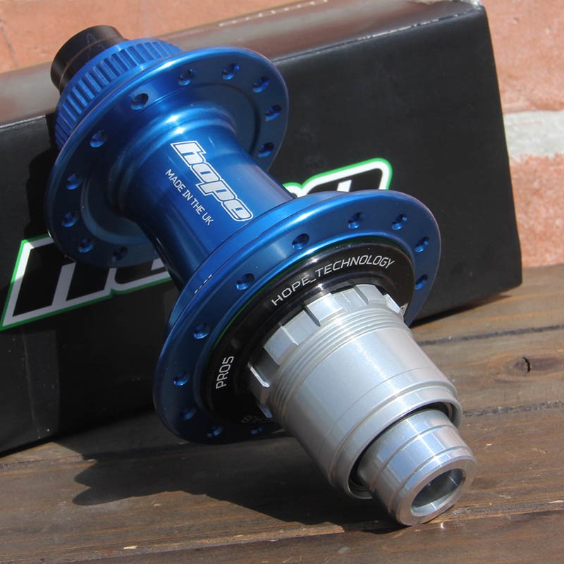 HOPE - Pro5 センターロック [28H][シマノHG Steel] | すべての