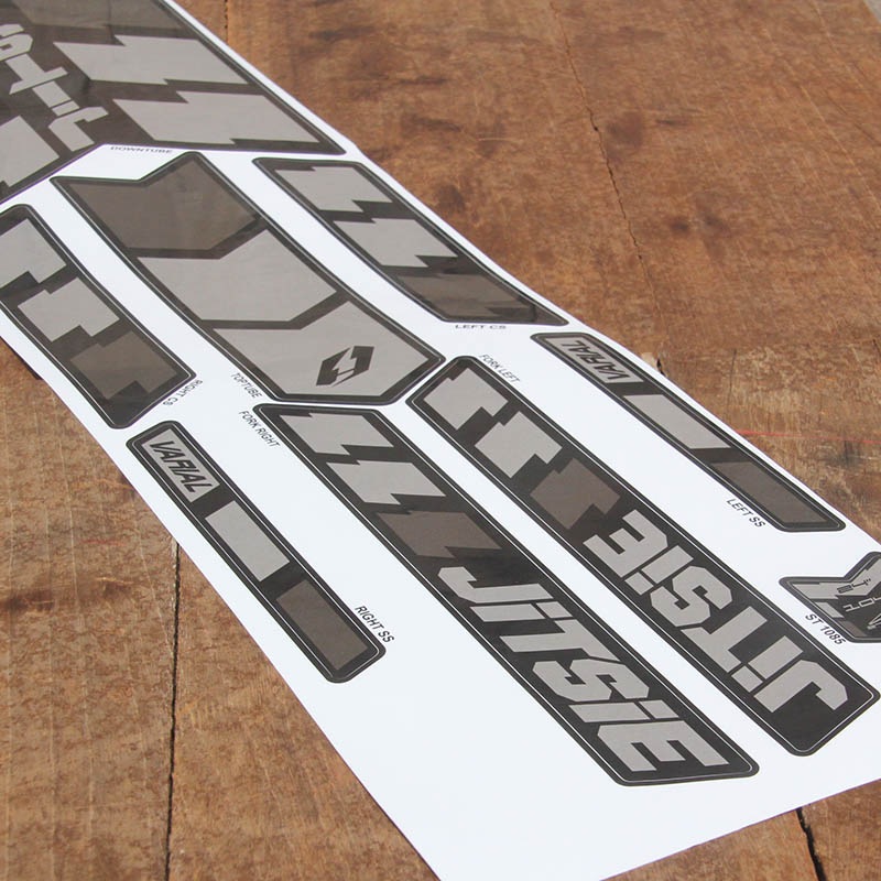 JITSIE - �ե졼�ॹ�ƥå��� VARIAL