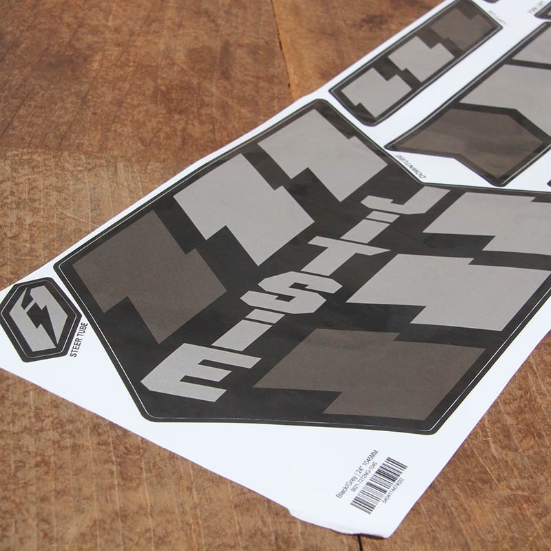 JITSIE - �ե졼�ॹ�ƥå��� VARIAL