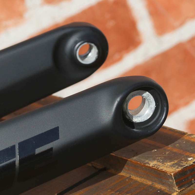 JITSIE - VARIAL RACE [CARBON]