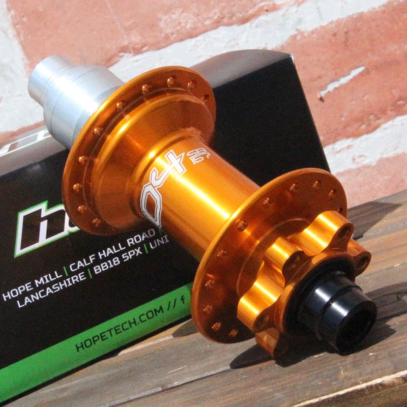 Hope Pro4 シングルスピードハブ 135mm M10 PRO 4 Rear 36H 135mm - 10mm Bolt-in - The LBS