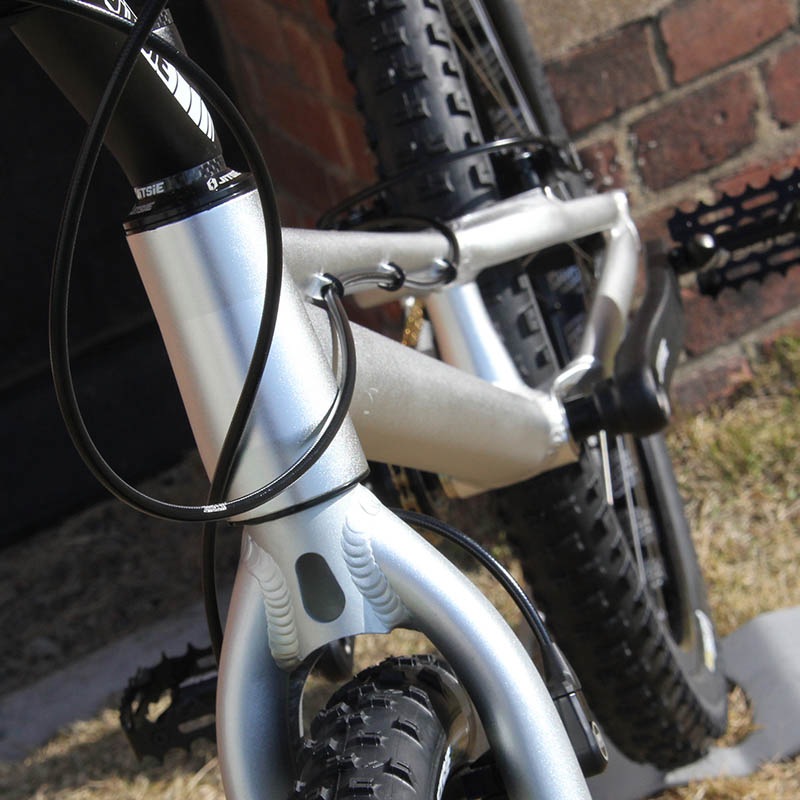 [20% OFF!] JITSIE - VARIAL 26 [RACE]