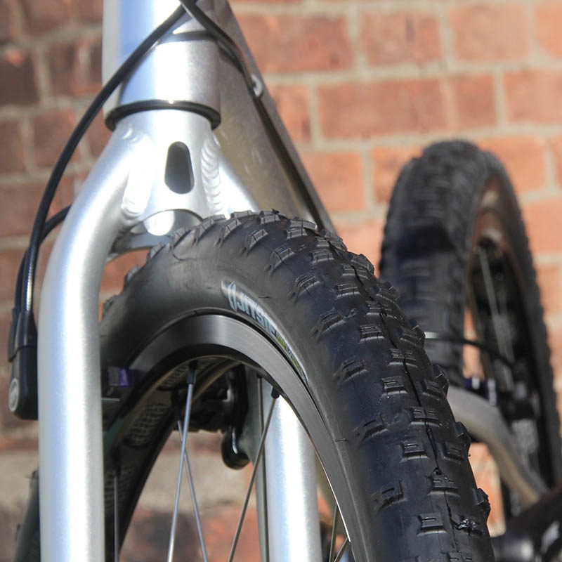 [20% OFF!] JITSIE - VARIAL 26 [RACE]