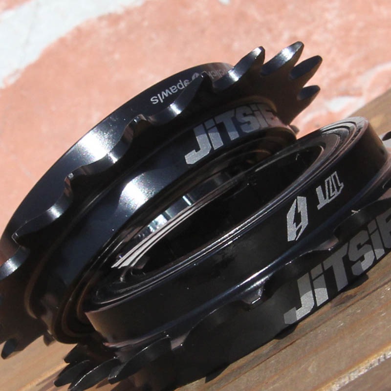 JITSIE - RACE [���ץ饤��]