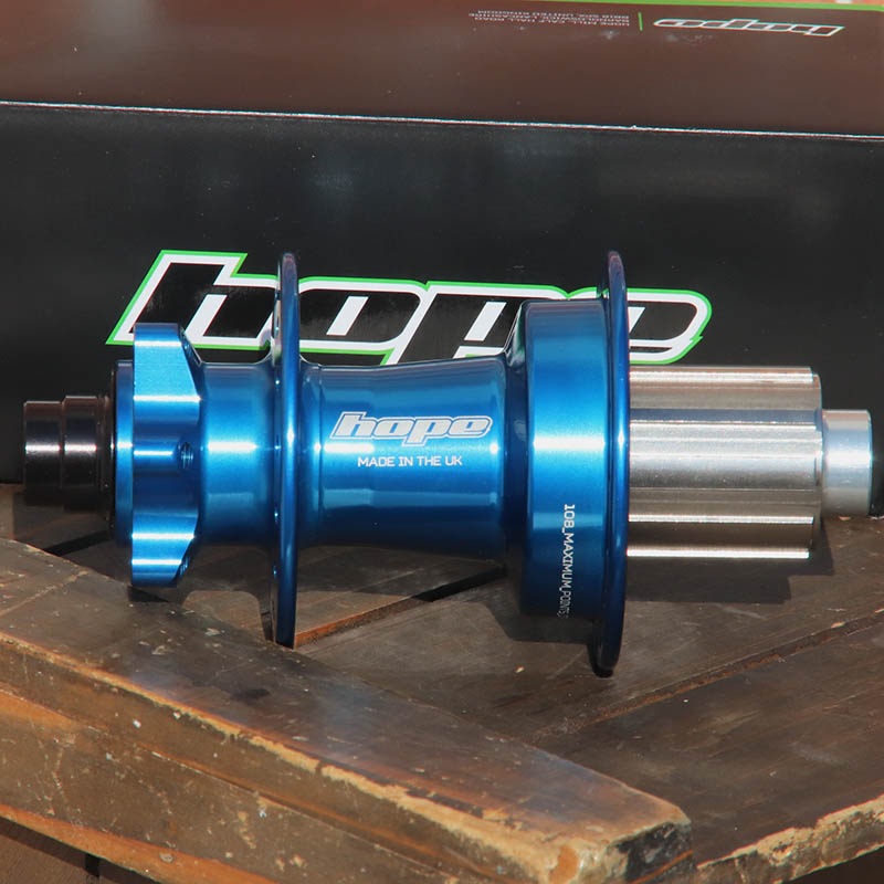 HOPE - Pro5 DH��Boost  [36H][�����å�:���ޥ�HG��Alu]