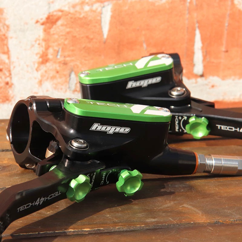 HOPE - TECH4 �ޥ������������� Assy [�֥�å�]