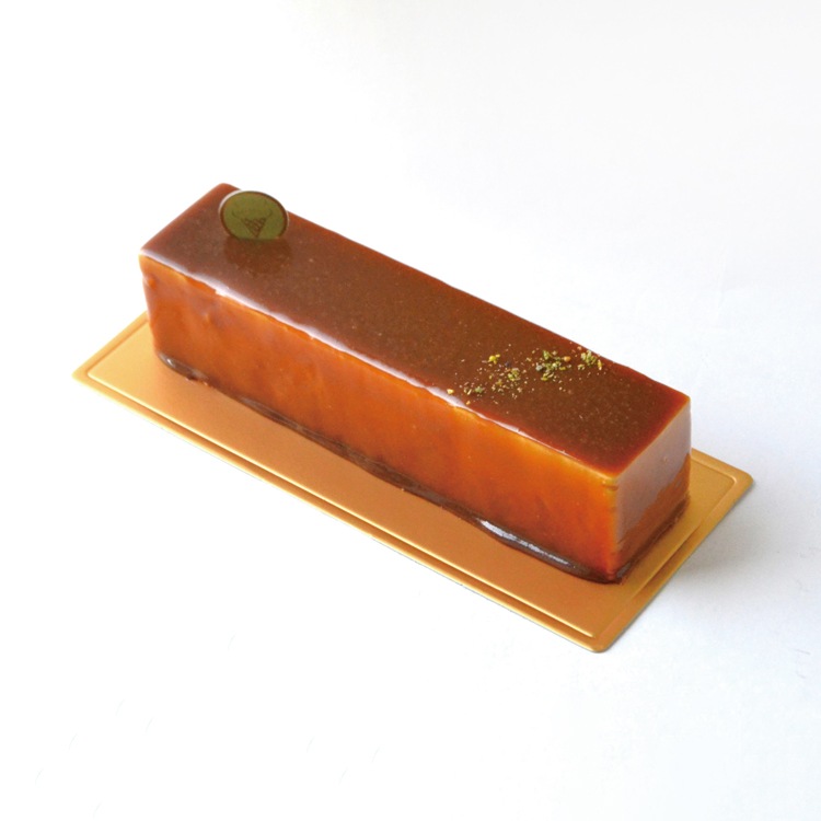 【店頭受取限定】_ キャラメルとリンゴのセミフレッドケーキ（アイスケーキ）