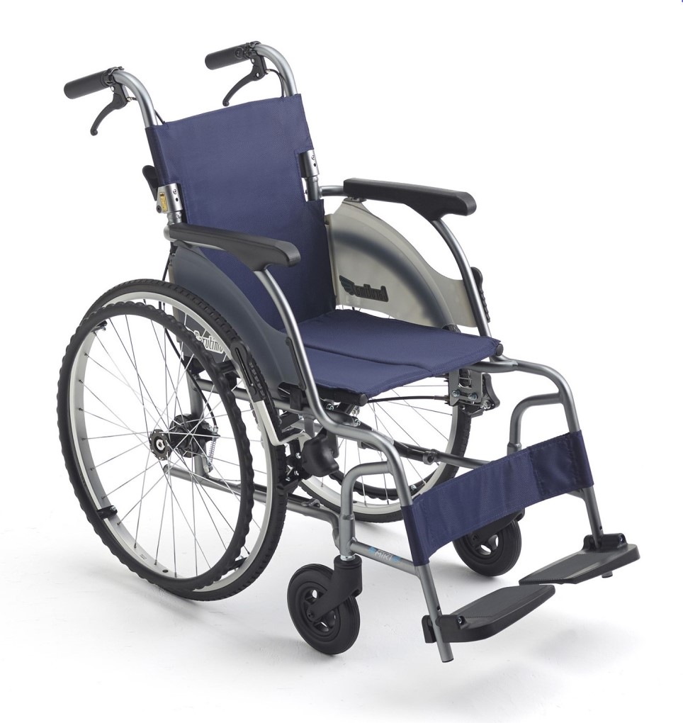 ＭＩＫＩ　自走式標準型　超軽量車椅子　ＣＲＴ－５　中古美車　清掃・整備済み ミキ CRT-5 軽量 自走型車いす （中古介護用品） | 中古介護用品