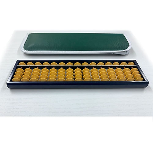 <209>小学校そろばん（プラスチック製・15桁）ケース付き