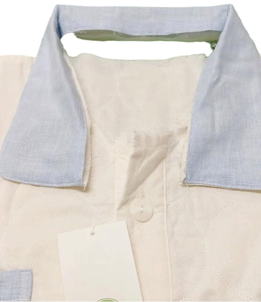 襟なしデザインへ変更