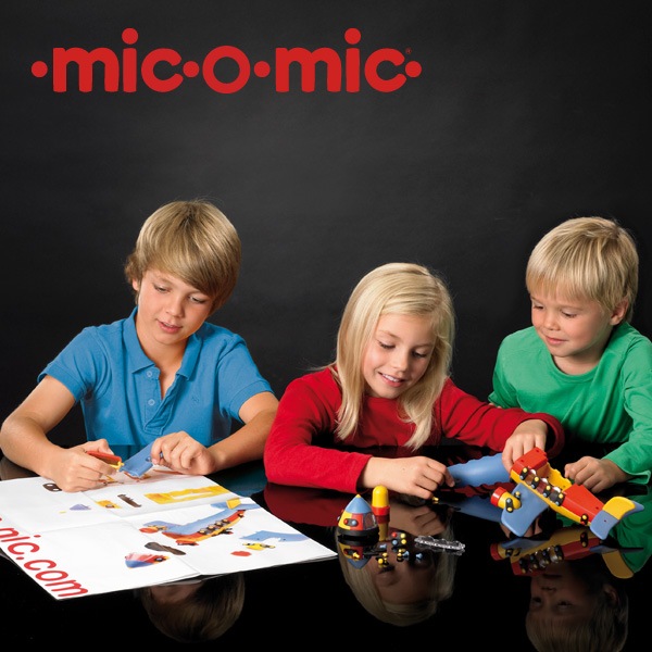 mic-o-mic(ミックオーミック) コラボレーションモデル 089.435 ANA スモールジェットプレーン 滑走路シート付