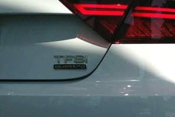 MY2015 A7 quattro ����֥��