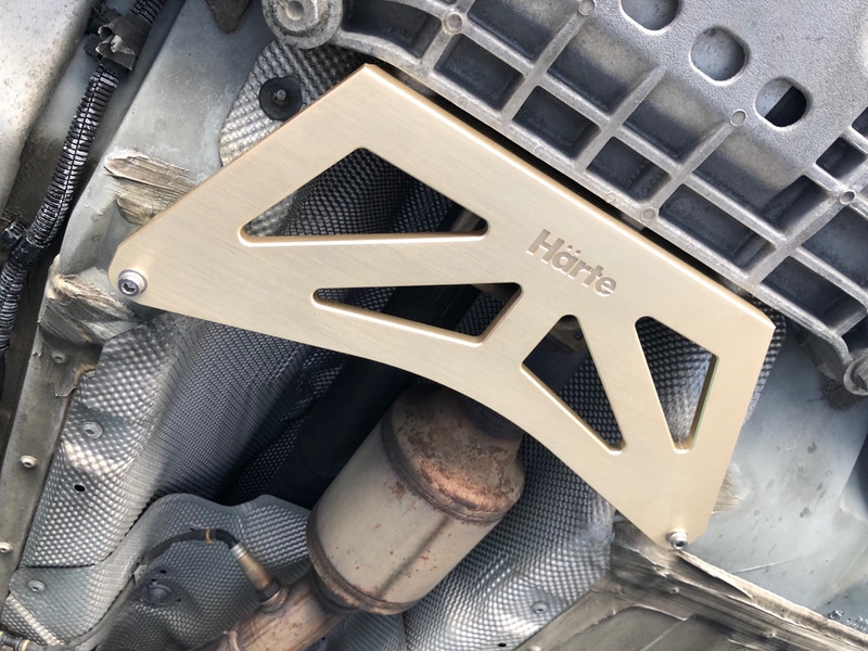 Audi TT/TTS (8J)  ���ե������󥰥ץ졼�� HARTE