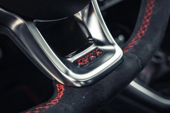 VW GOLF7 GTI  ���ƥ���󥰥Хå� �����С��쥤(���ƥå���)