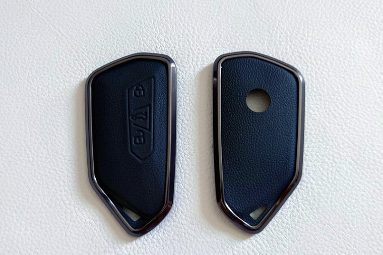 VW GOLF8 / �����8 �֥�å��쥶�� ����ߥե졼�� �������С�