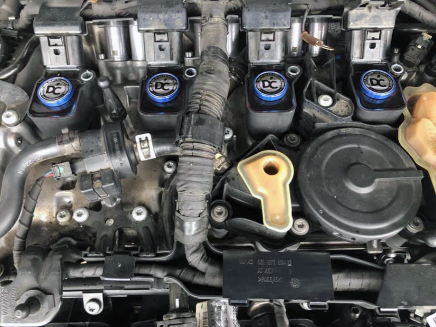 VW GOLF7-R ����֥롼DC�ץ饹 �����˥å���󥳥���-S