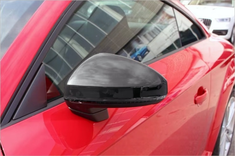 Audi TT/TT-S (8S/FV) グロスブラック ミラーカバー サイドアシスト有