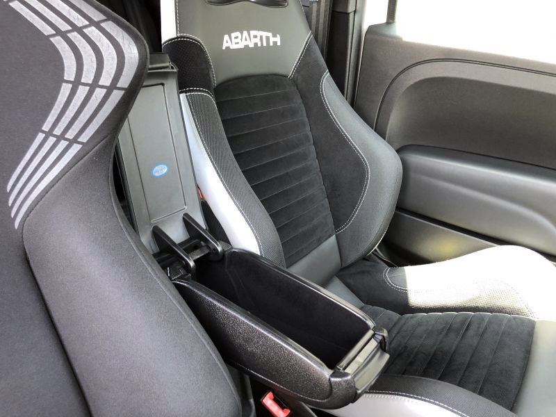 ľΩ����� ���Х��595/695 �ե����å�500 ���꡼��4 ������쥹�ȥ��󥽡���ܥå��� ver.1 Abarth Fiat