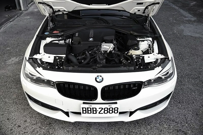 BMW 125i,220i,320i,328i,420i,428i N20 インテークシステム