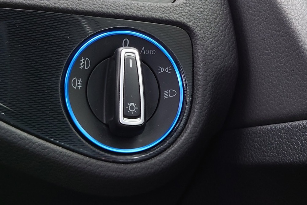 VW ����� �إåɥ饤�ȥ����å���󥰡��֥롼 Ver.2
