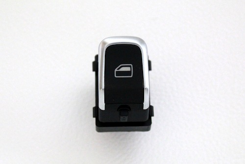 Audi A8 ������ɥ������å���������(1�ɥ�ʬ)