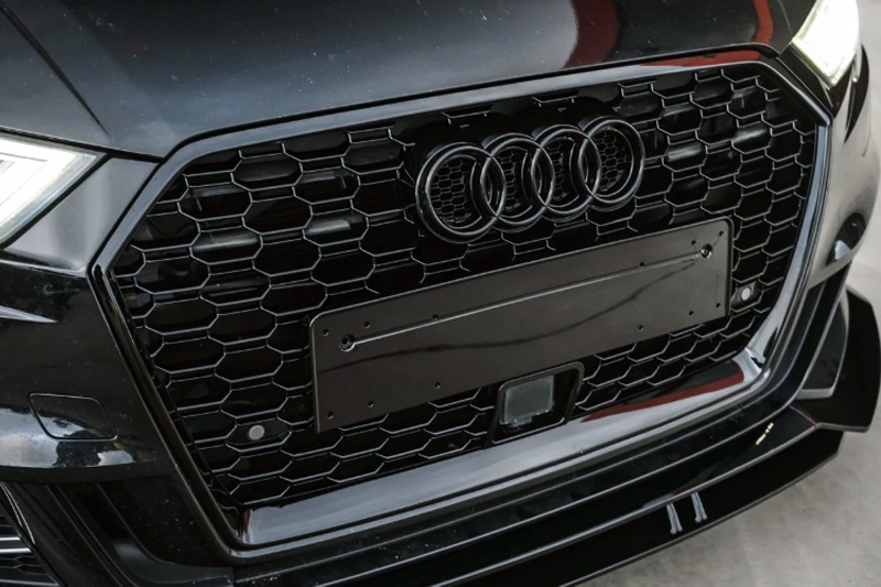 Audi A3/S3 (8V���) RS3�������� �ե���ȥ���롦�֥�å��ե졼��