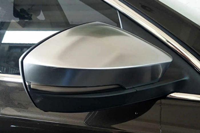 VW T-ROC�� �����Ĵ���ɥ��ߥ顼���С�