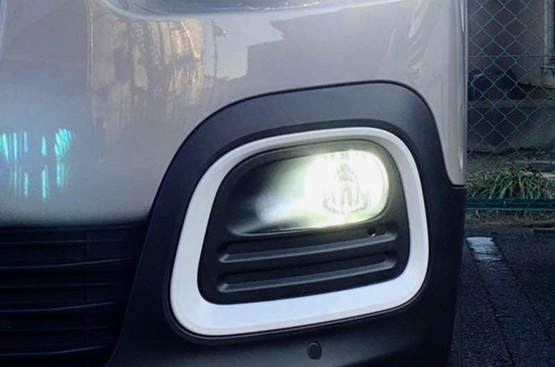 �ե����å� �ɥ֥� LED�ե��� �ץ������������� 6500k �ۥ磻�� Fiat Doblo