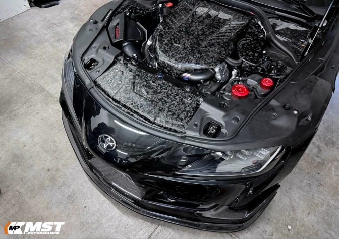 BMW Z4 B58 ����ơ��������ƥ� V2. �����ܥ����å� MST�ѥե����ޥ󥹡����塼�˥�