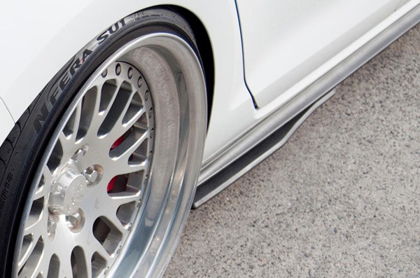 FLOW DESIGNS GOLF7 GTI �����ɥ��ץ�å���(4pc)